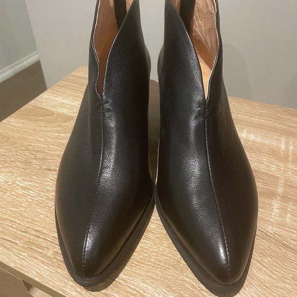 Diana Ferrari Arame Ankle Boots 